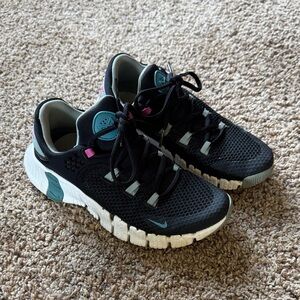 Nike Black Teal Pink Athletic Shoes